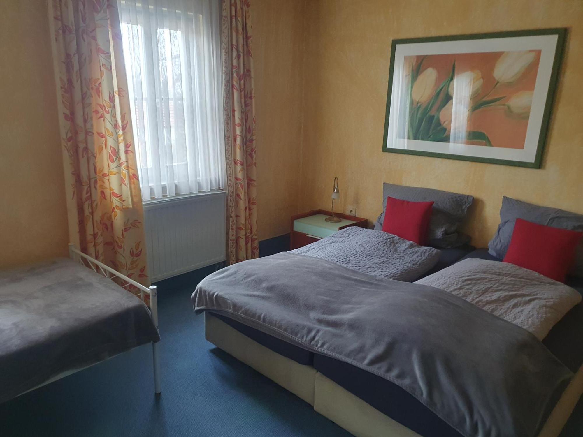 Gasthaus Krone Wiesentheid Bagian luar foto