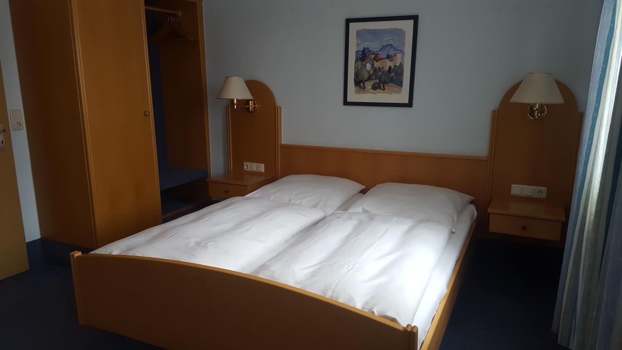 Gasthaus Krone Wiesentheid Bagian luar foto